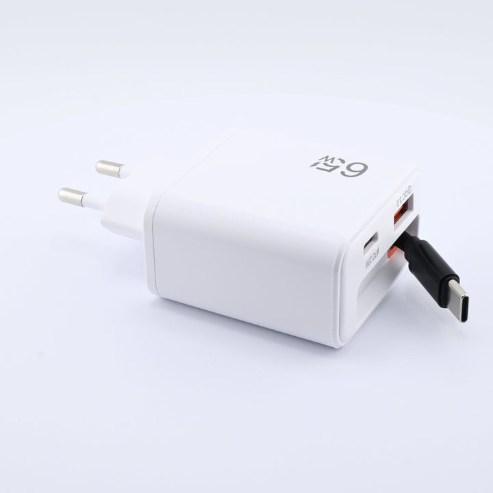 3-in-1 Schnellladegerät mit ausziehbarem USB-C Kabel