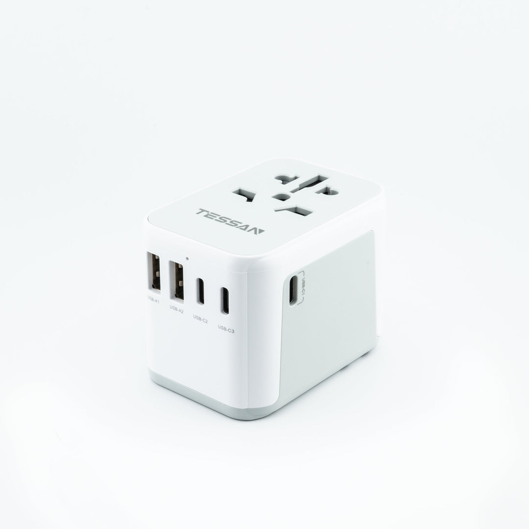 6-in-1 Universal Reiseadapter von TESSAN mit USB &amp; USB-C