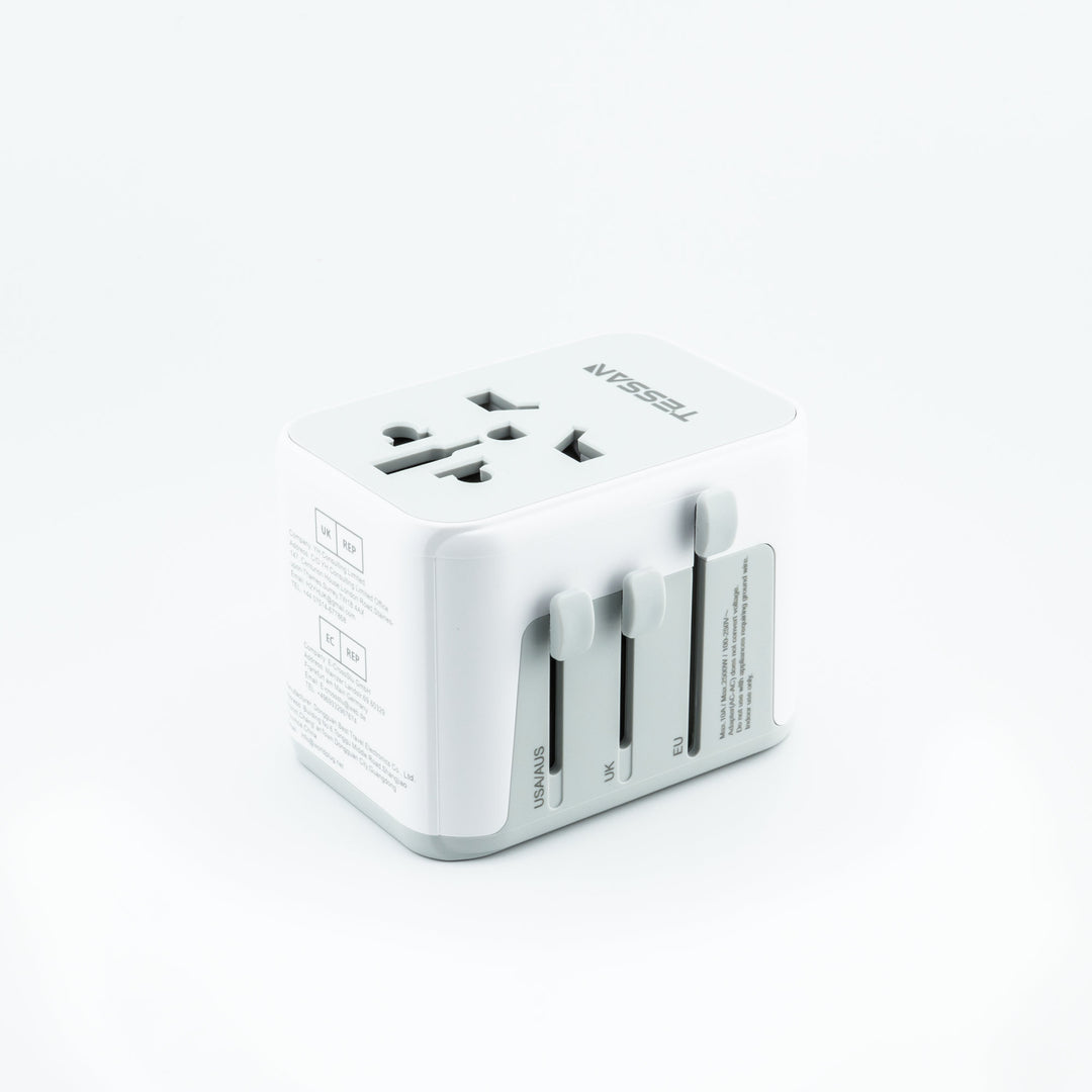 6-in-1 Universal Reiseadapter von TESSAN mit USB &amp; USB-C