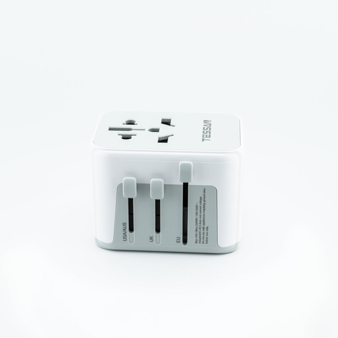6-in-1 Universal Reiseadapter von TESSAN mit USB &amp; USB-C