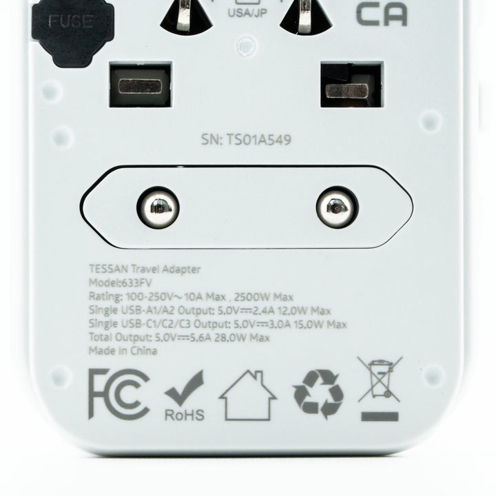 6-in-1 Universal Reiseadapter von TESSAN mit USB &amp; USB-C