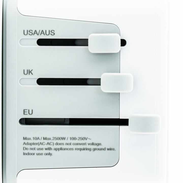 6-in-1 Universal Reiseadapter von TESSAN mit USB &amp; USB-C